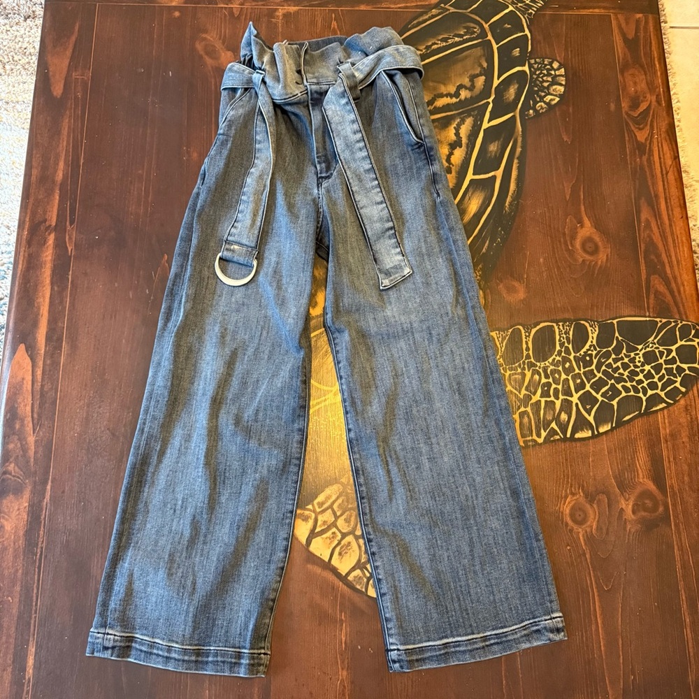 Express Denim Belted Crop Wide-Leg High Rise Stretch Jeans